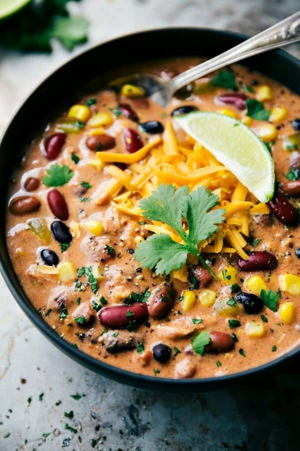 Crockpot Creamy Taco Chicken Chili 