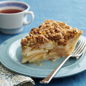 Apple and Oatmeal-Ginger Crumb Pie